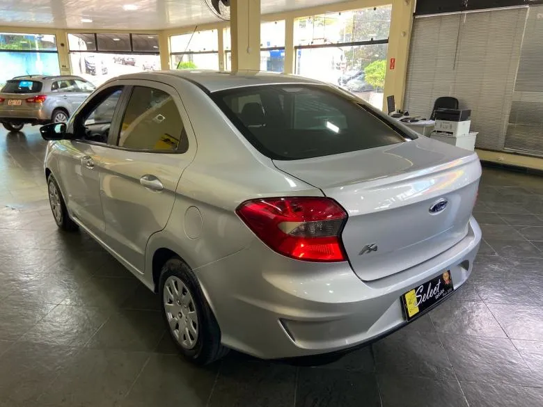 Ford -  KA SE SEDAN 1.0