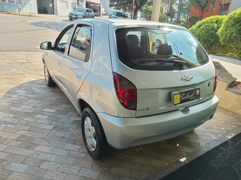 GM - Chevrolet - CELTA LT 