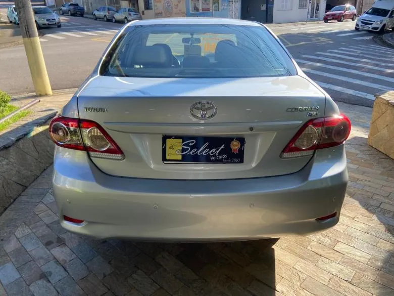 Toyota - COROLLA GLI 