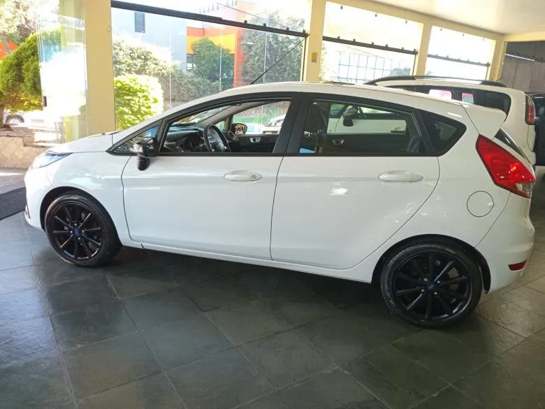 Ford - FIESTA 1.6 SE