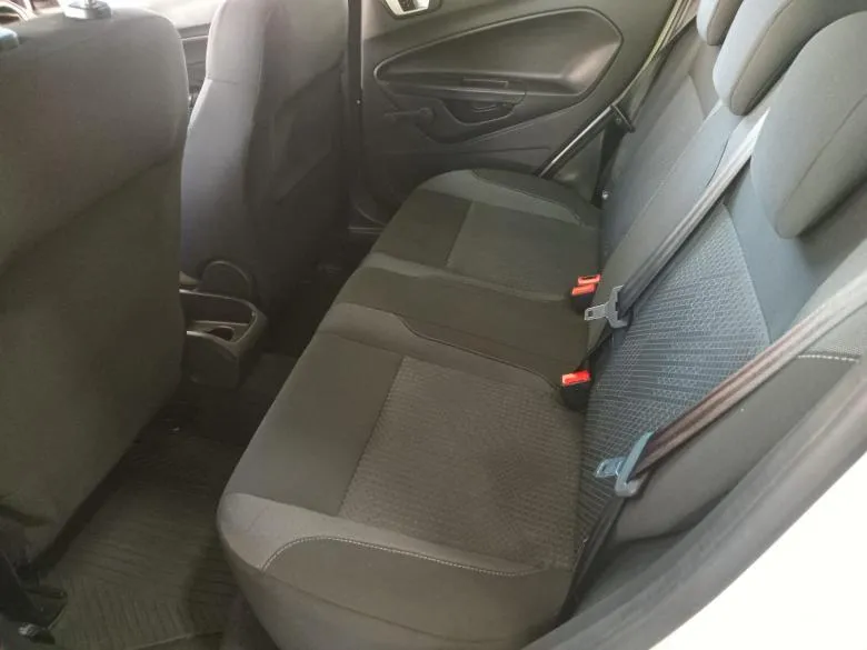 Ford - FIESTA 1.6 SE