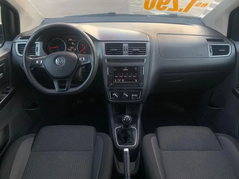 VW - VolksWagen - FOX 1.6 CONNECT