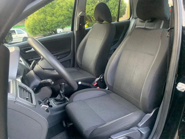 VW - VolksWagen - FOX 1.6 CONNECT