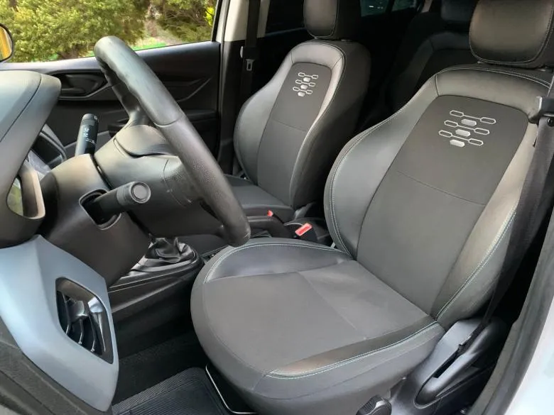 GM - Chevrolet - ONIX JOY BLACK