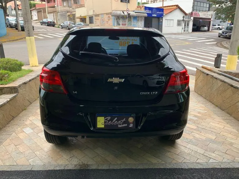 GM - Chevrolet - ONIX LTZ 1.4 FLEX