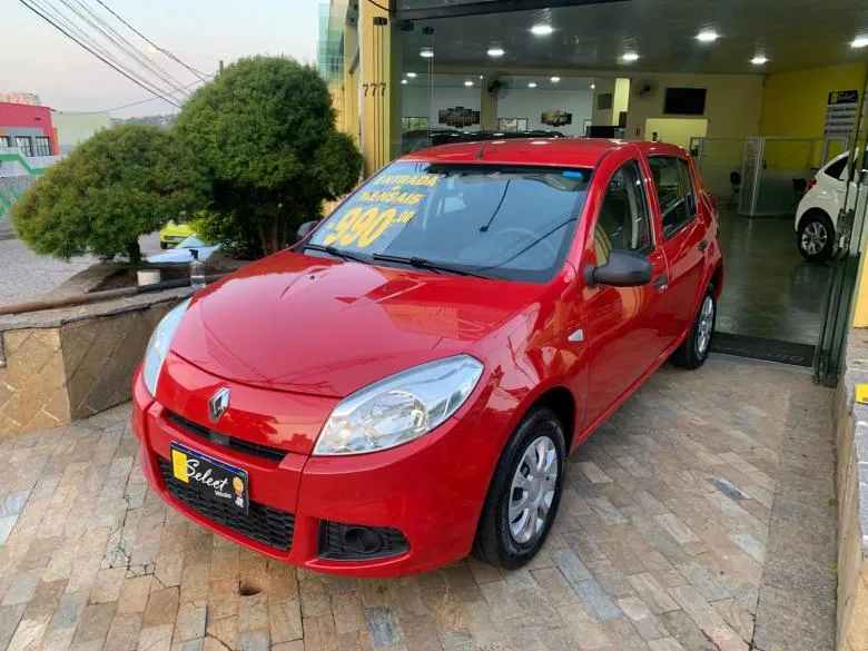 Renault - SANDERO AUTHENTIQUE