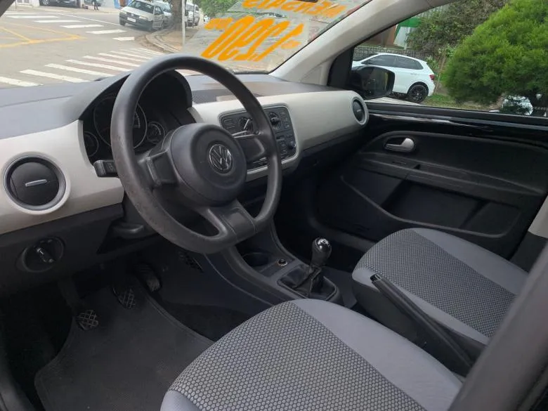 VW - VolksWagen - UP MOVE 